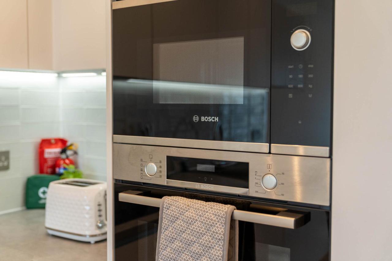 Luxe 1 Bedroom Comfy Apartment - City Centre 버밍엄 외부 사진